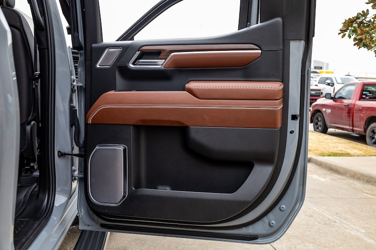 Gallery image 44 for GMC Sierra Denali Ultimate
